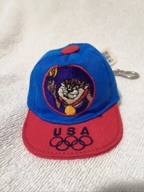 Vintage Looney tunes Olympic baseball cap keyring